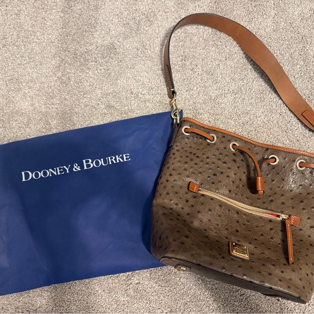 Dooney & Bourke Purse